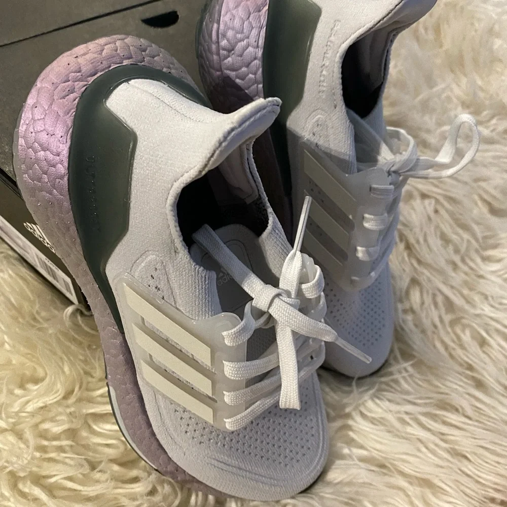 Adidas Ulatraboost - Picture 6 of 6